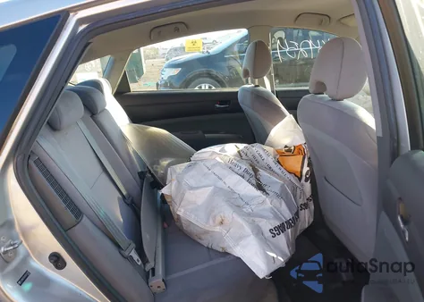 2004 Toyota Prius z USA, uszkodzony, nr VIN JTDKB20U040016299